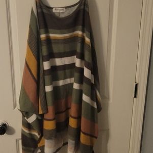 Super cute flowey boutique top